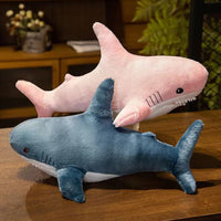 requin-peluche-megalodon